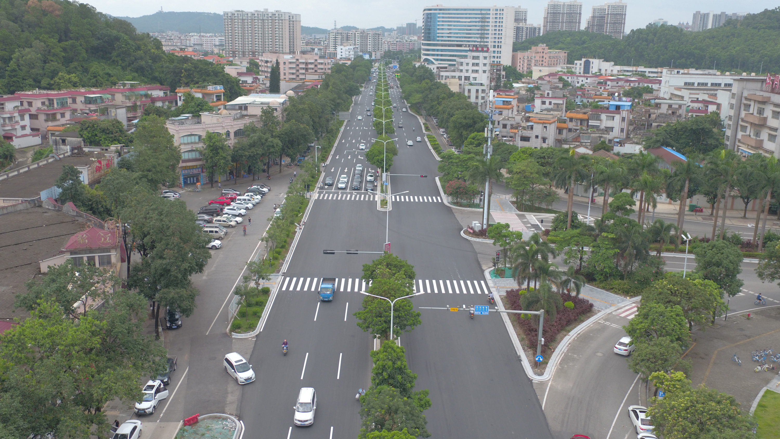 港口二路(迎滨路-江侨路)道路沥青化改造及品质提升工程设计施工总承包